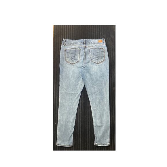 Seven7 Medium Wash Tummyless High Rise Skinny Jeans – Size 12 Stretchy - Picture 2 of 3